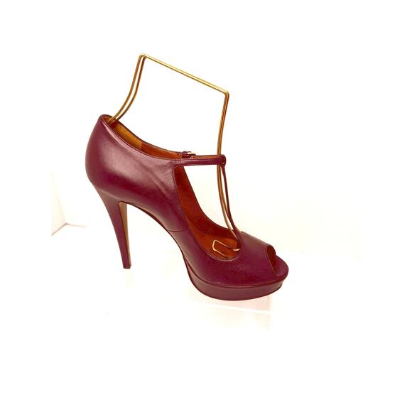Gucci Betty T-Strap Platform Pumps In Burgundy leather Heels Pumps sz 37 - Picture 2 of 13